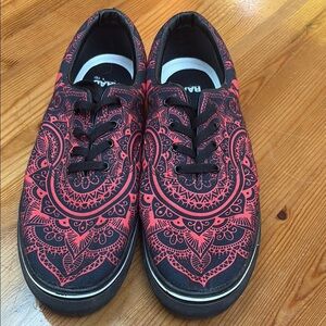 Raad Black and Red lace up Loafers with Swirling Design